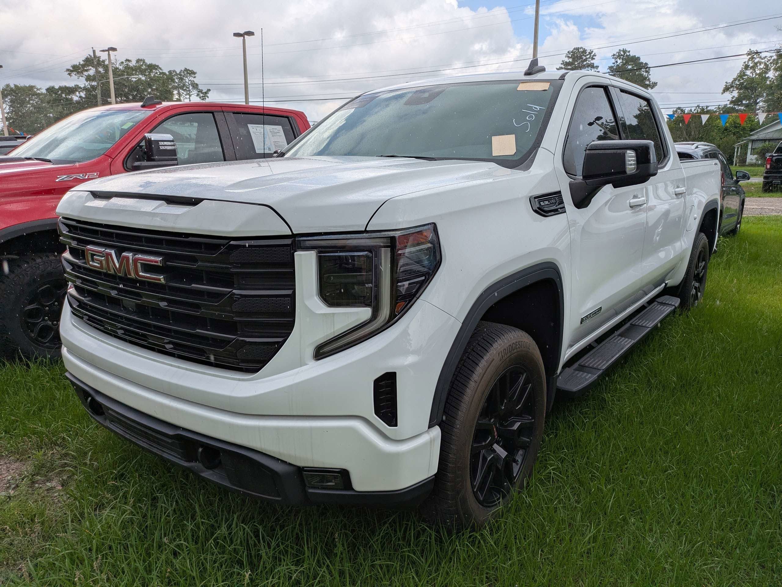 2022 GMC Sierra 1500 Elevation