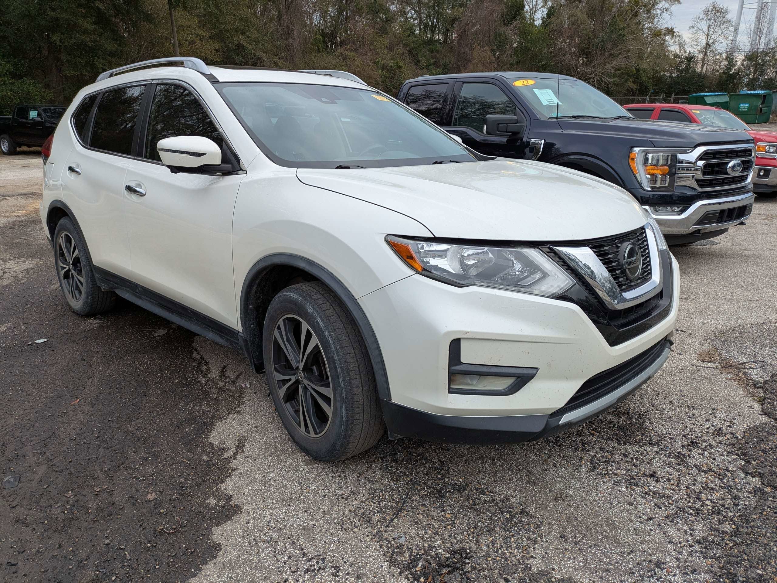 2020 Nissan Rogue SV FWD
