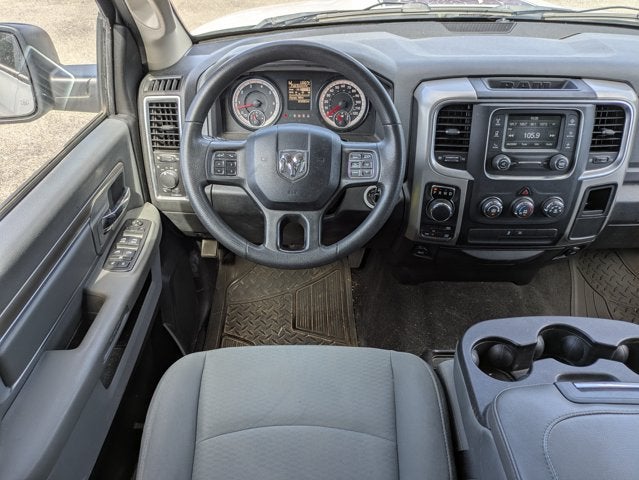 2017 RAM 1500 SLT