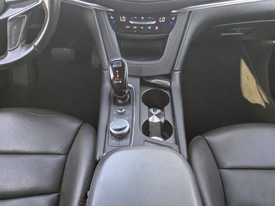 2022 Cadillac XT5 FWD Premium Luxury