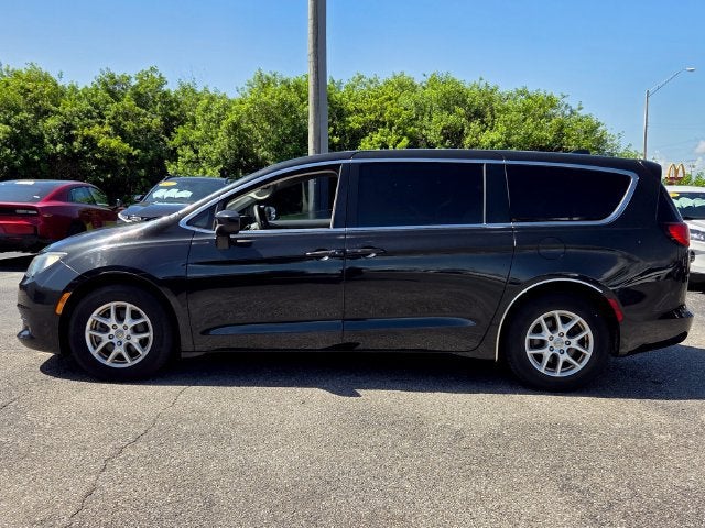 2017 Chrysler Pacifica Touring