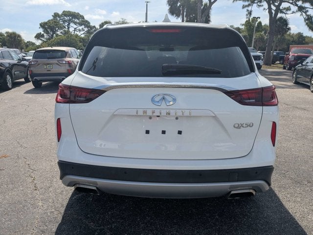 2023 INFINITI QX50 LUXE