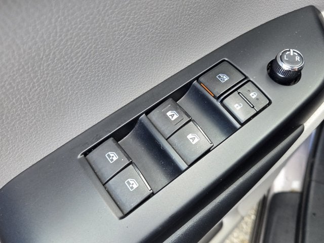 2015 Toyota Highlander LE
