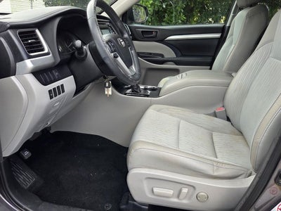 2015 Toyota Highlander LE