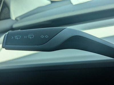 2023 Tesla Model 3 RWD