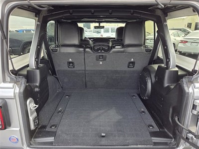 2020 Jeep Wrangler Unlimited Sahara Altitude