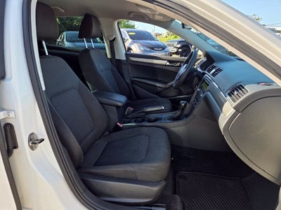 2014 Volkswagen Passat 2.5 S