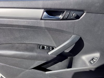 2014 Volkswagen Passat 2.5 S
