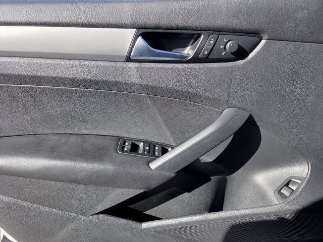 2014 Volkswagen Passat 2.5 S