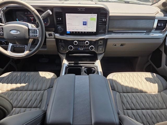2026 Ford Super Duty F-450 DRW Platinum