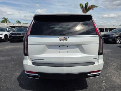 2022 Cadillac Escalade ESV Luxury