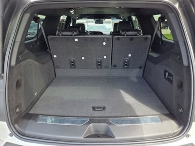 2022 Cadillac Escalade ESV Luxury