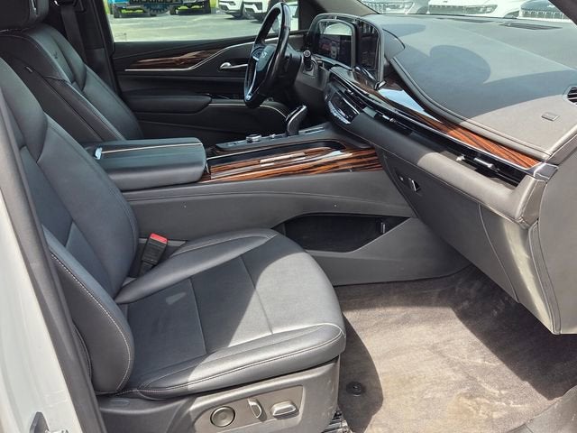 2022 Cadillac Escalade ESV Luxury