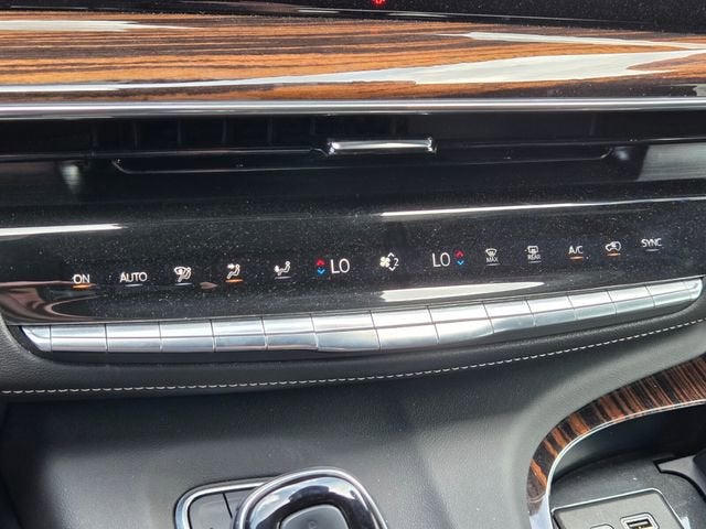 2022 Cadillac Escalade ESV Luxury