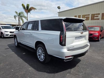 2022 Cadillac Escalade ESV Luxury
