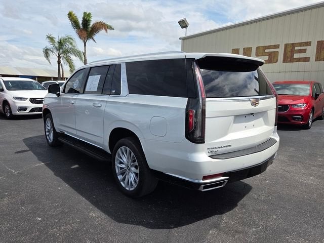 2022 Cadillac Escalade ESV Luxury