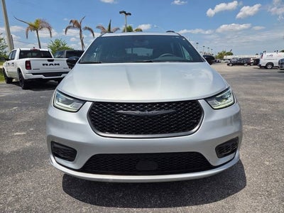 2024 Chrysler Pacifica Limited