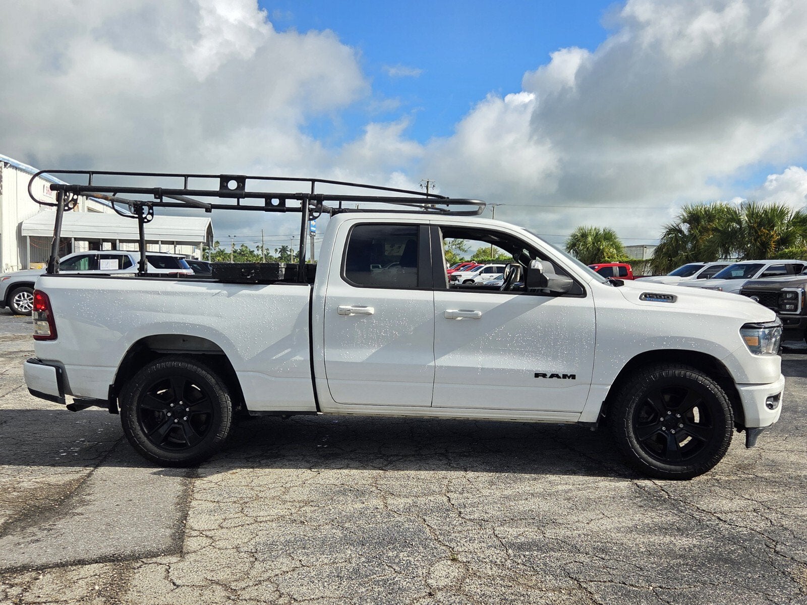 2021 RAM 1500 Big Horn Quad Cab 4x2 6'4" Box