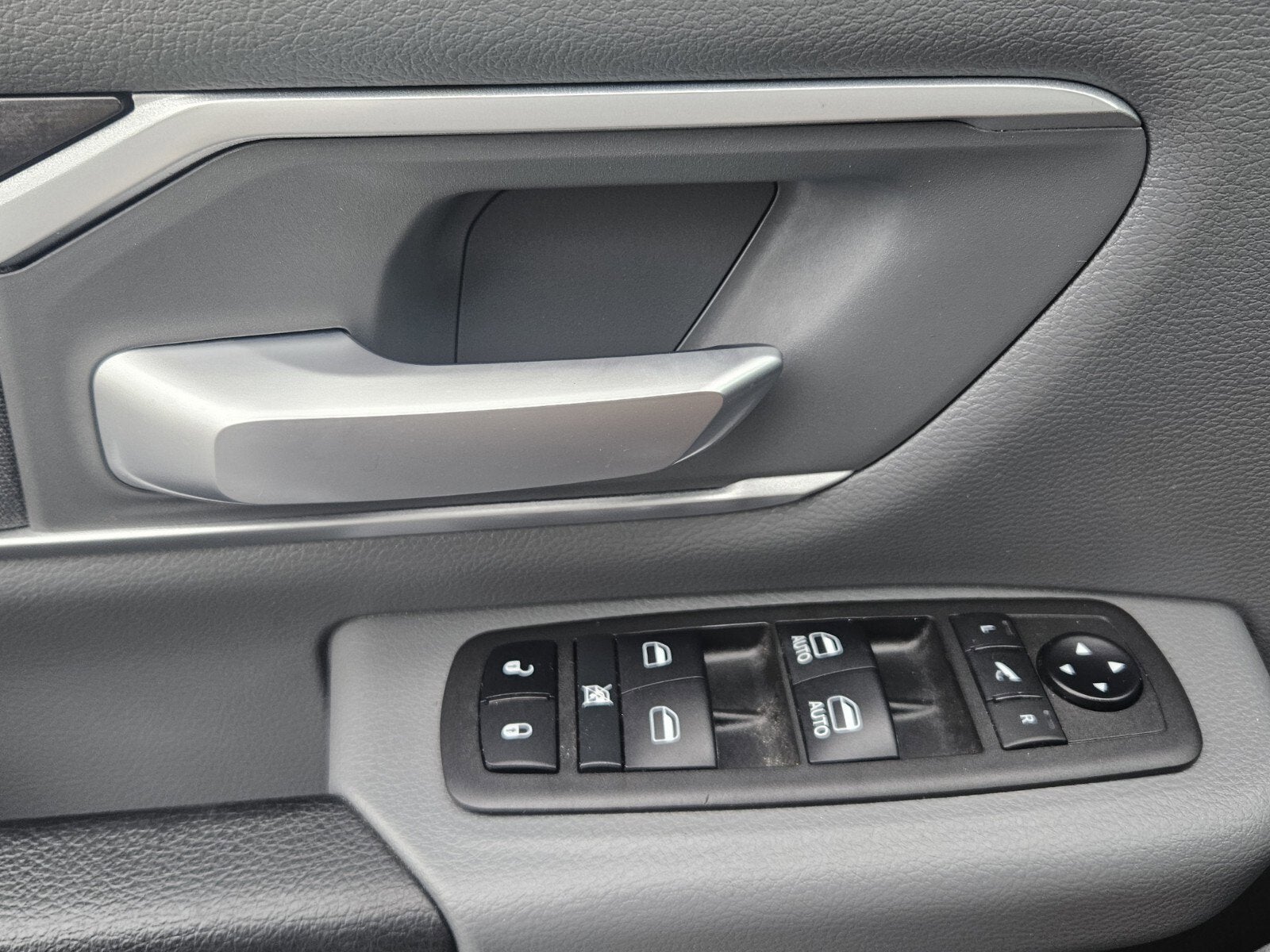 2021 RAM 1500 Big Horn Quad Cab 4x4 6'4" Box