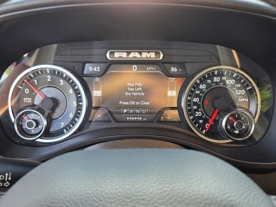 2024 RAM 1500 Big Horn Crew Cab 4x4 5'7" Box