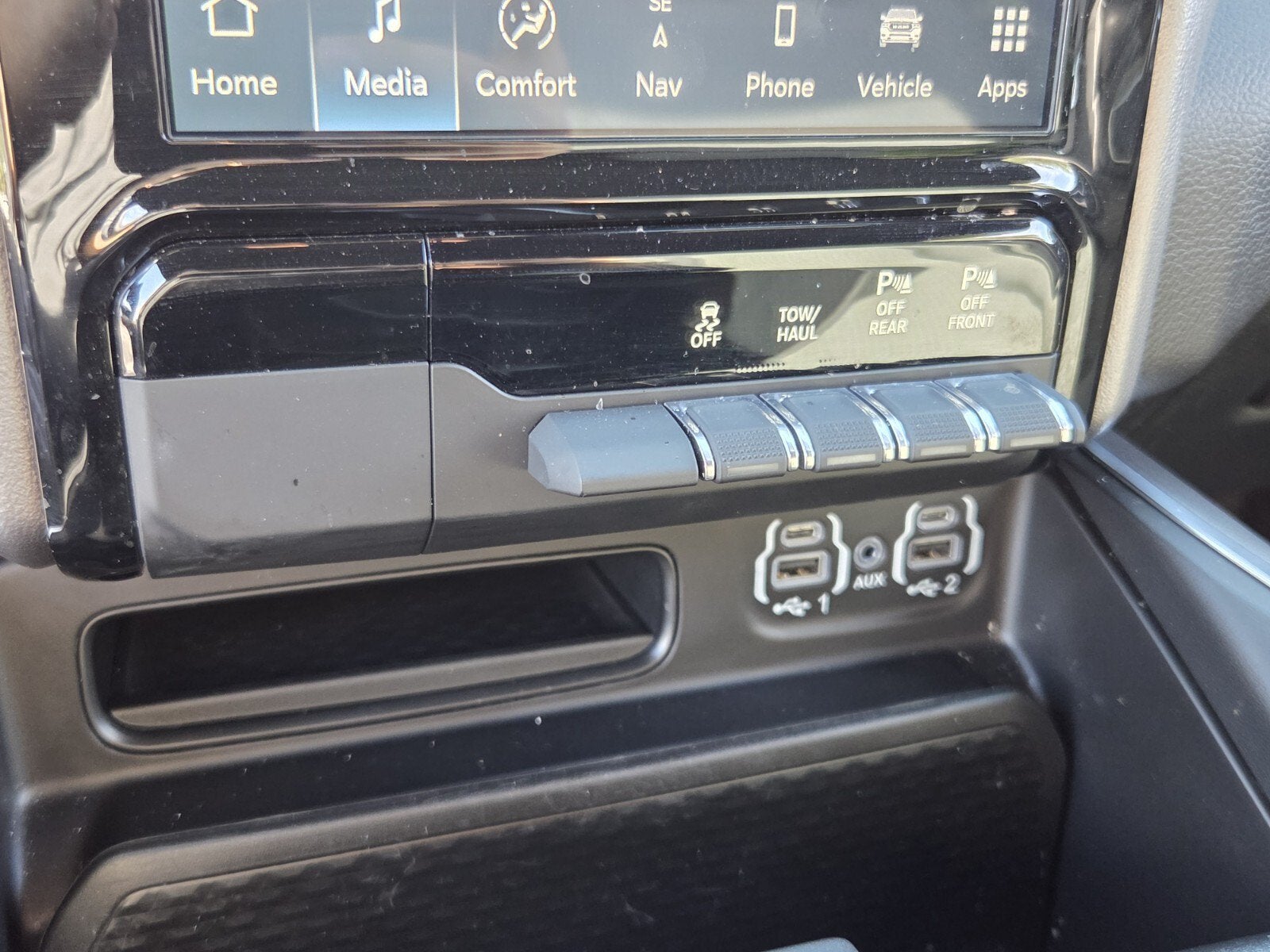 2024 RAM 1500 Big Horn Crew Cab 4x4 5'7" Box