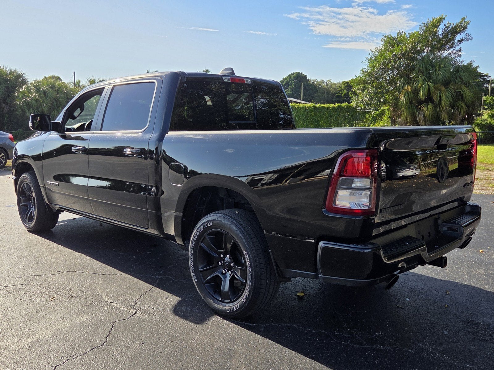 2024 RAM 1500 Big Horn Crew Cab 4x4 5'7" Box