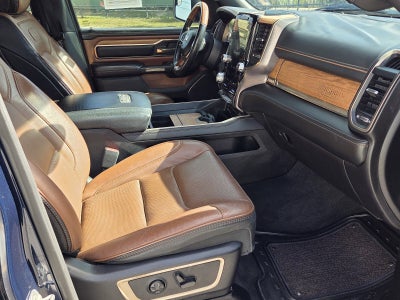 2019 RAM 1500 Longhorn Crew Cab 4x4 5'7" Box