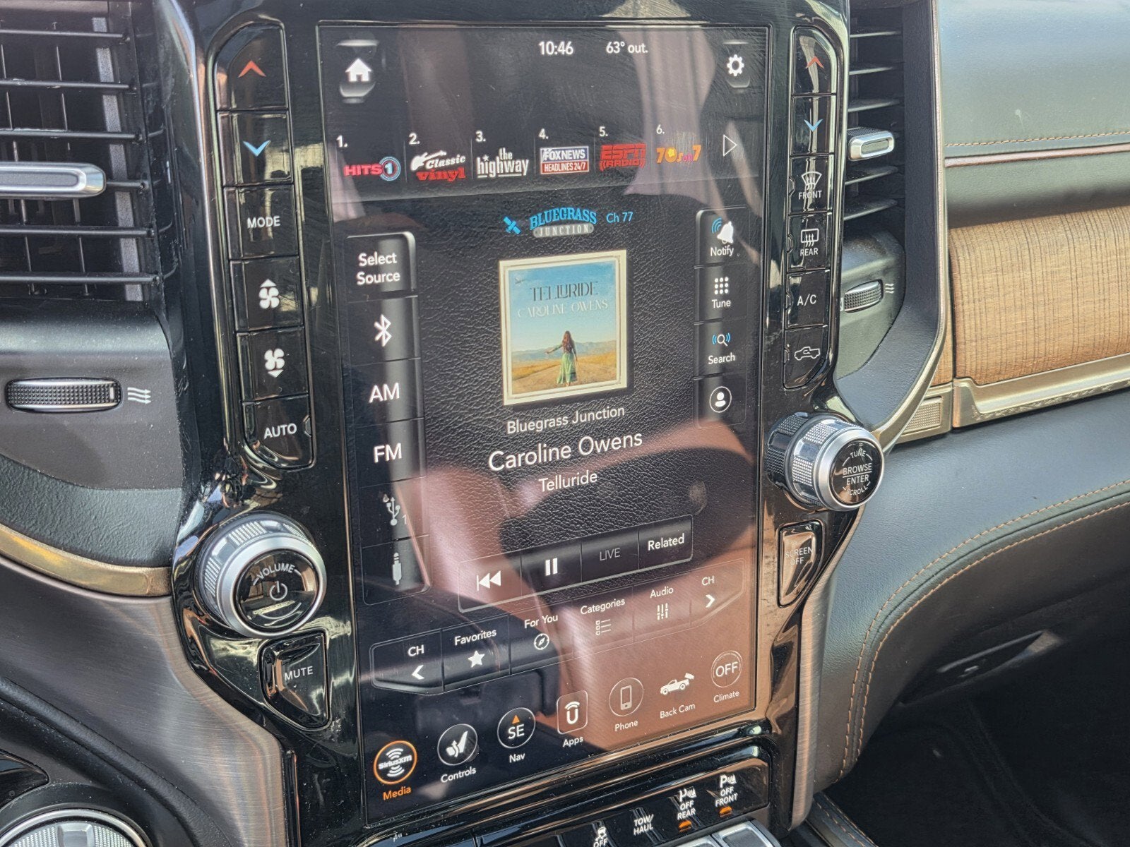 2019 RAM 1500 Longhorn Crew Cab 4x4 5'7" Box