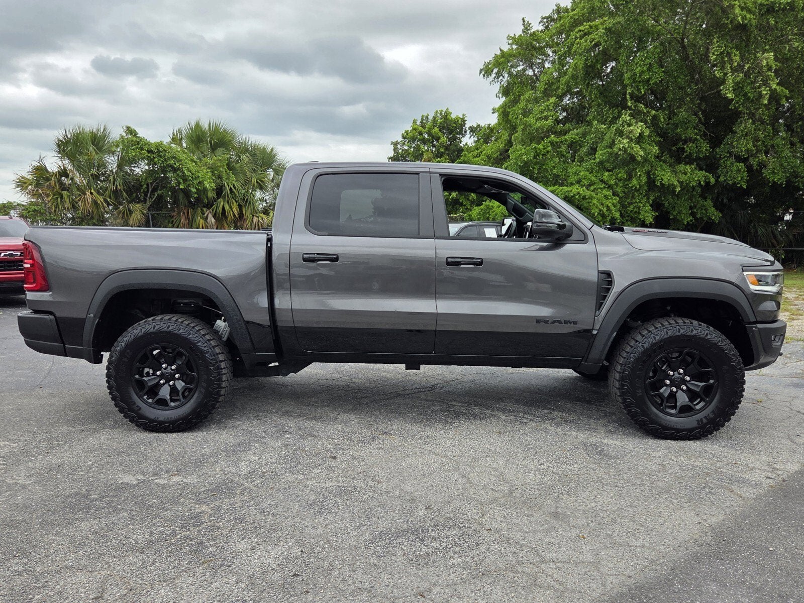 2025 RAM 1500 RHO Crew Cab 4x4 5'7" Box