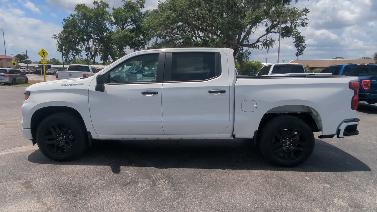 2025 Chevrolet Silverado 1500 Custom - Photo 33