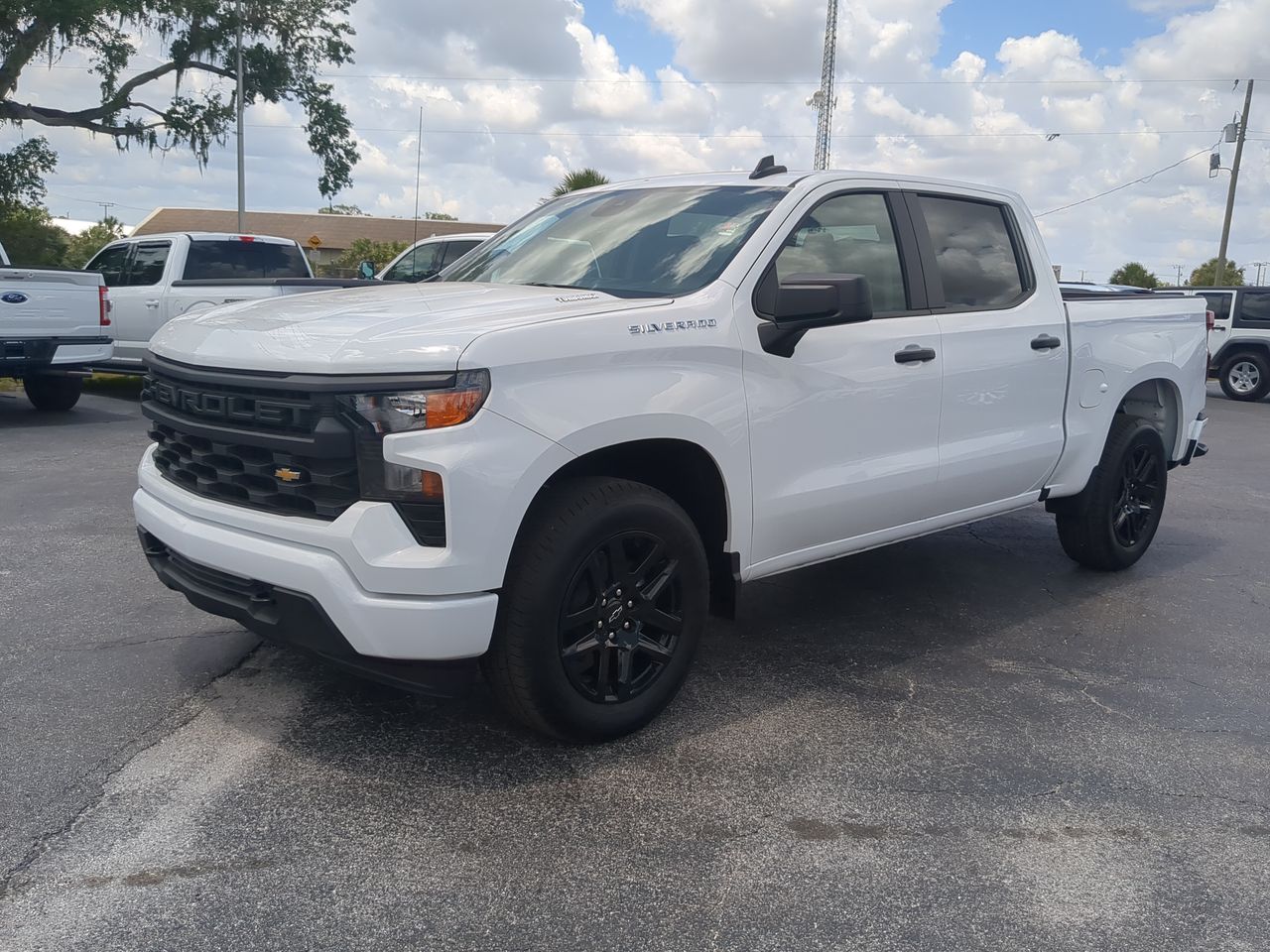 2025 Chevrolet Silverado 1500 Custom - Photo 45
