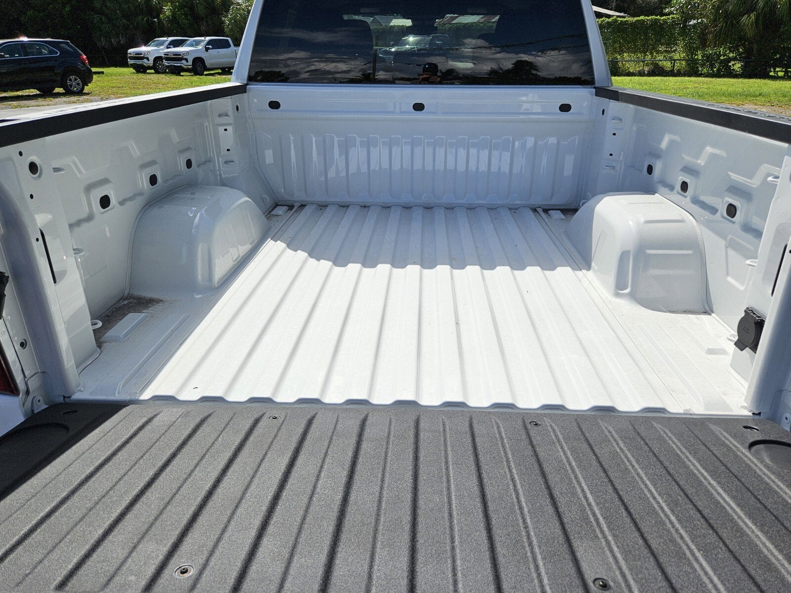 2025 Chevrolet Silverado 1500 Custom - Photo 8