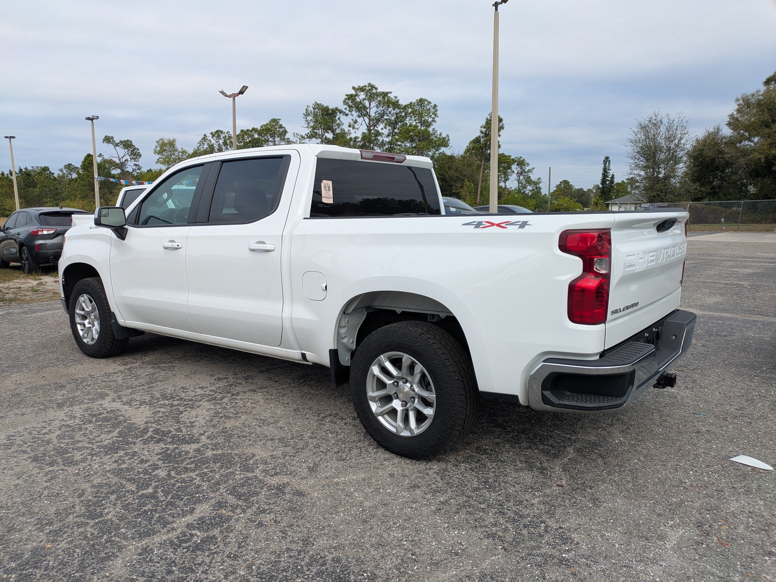 2022 Chevrolet Silverado 1500 LT (2FL)