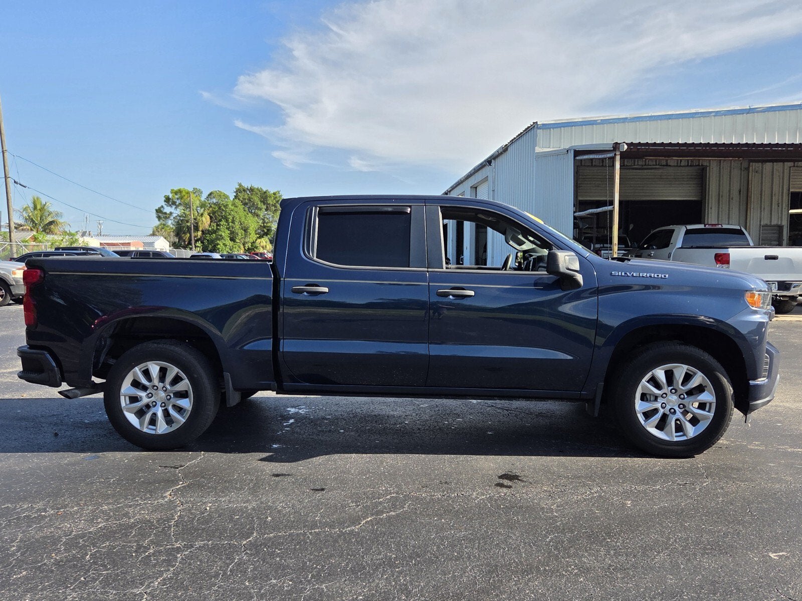 2022 Chevrolet Silverado 1500 LTD Custom