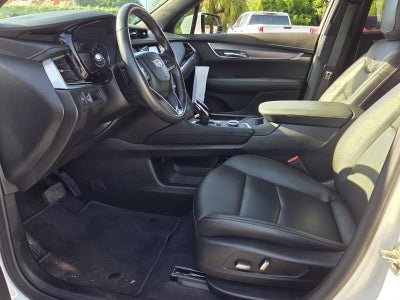2024 Cadillac XT6 Luxury