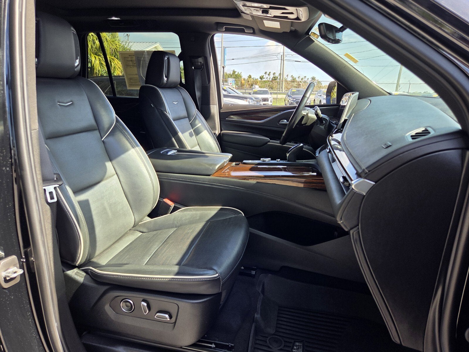 2021 Cadillac Escalade Premium Luxury