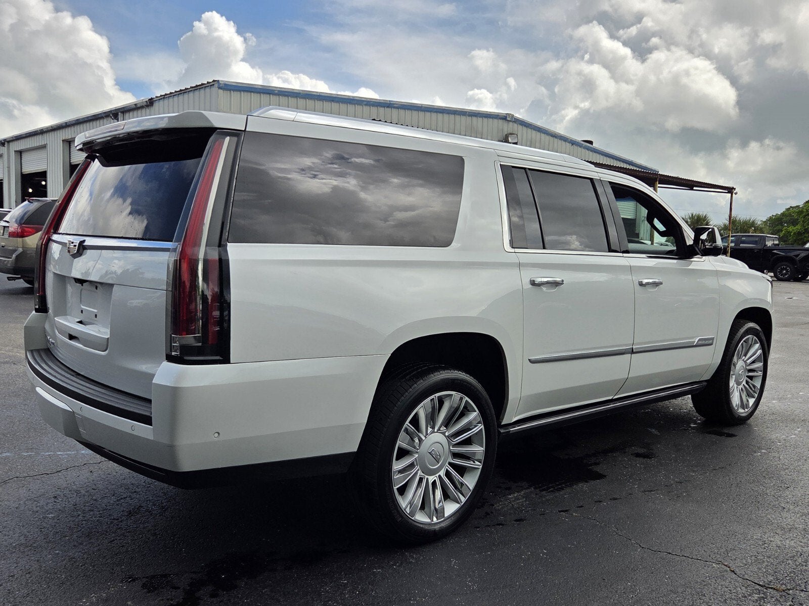 2018 Cadillac Escalade ESV Platinum