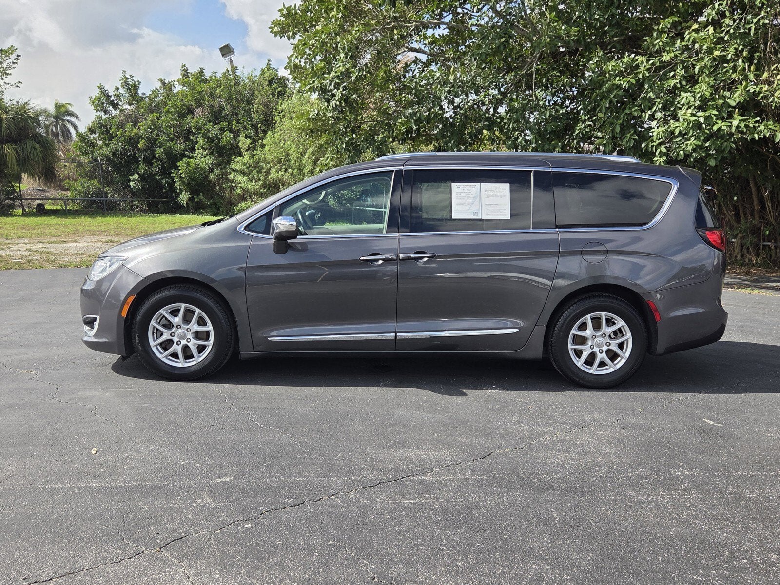 2020 Chrysler Pacifica Limited