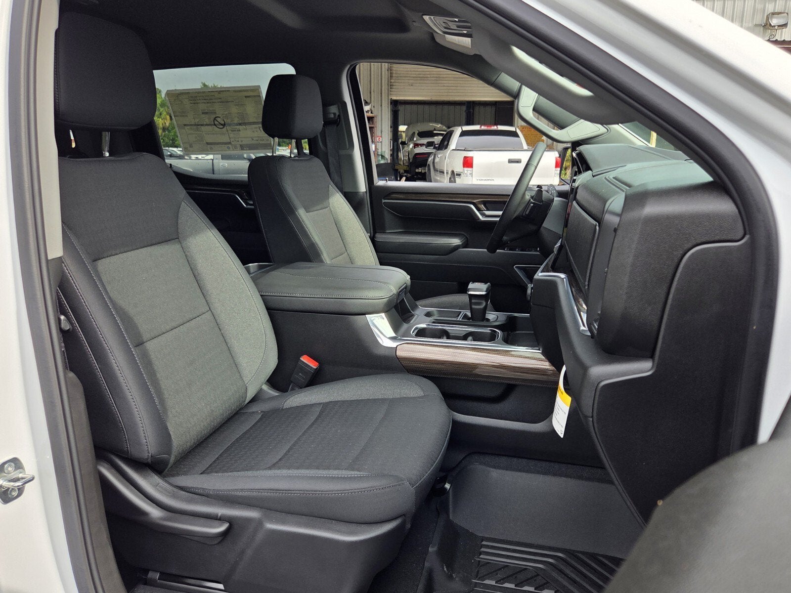 2026 Chevrolet Silverado 1500 RST - Photo 18