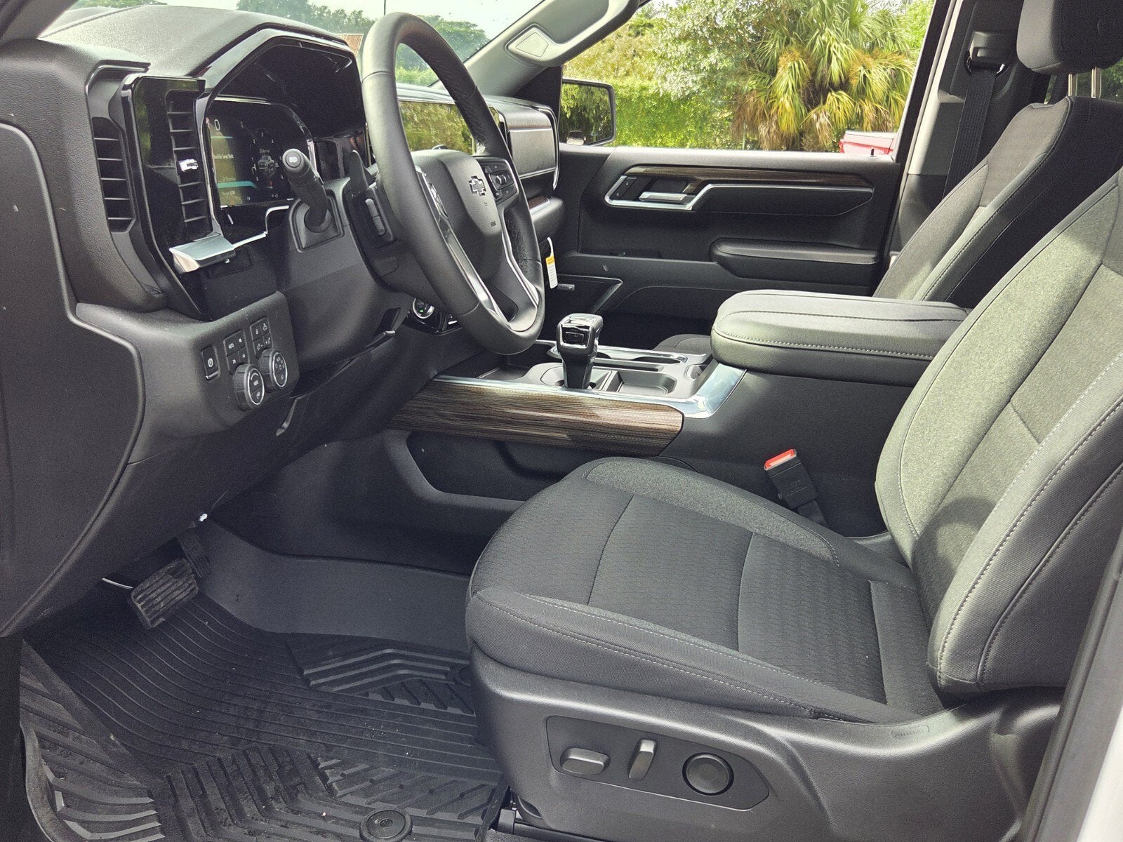 2026 Chevrolet Silverado 1500 RST - Photo 9