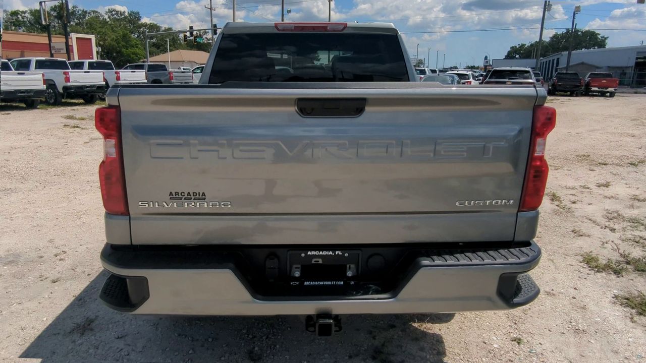 2025 Chevrolet Silverado 1500 Custom