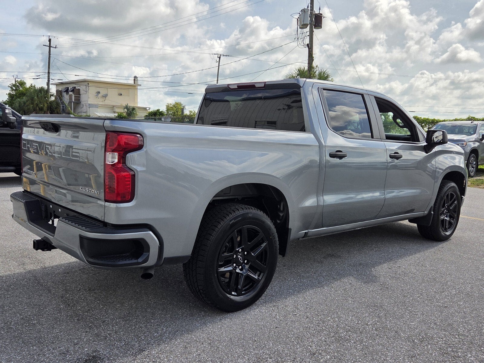 2023 Chevrolet Silverado 1500 Custom