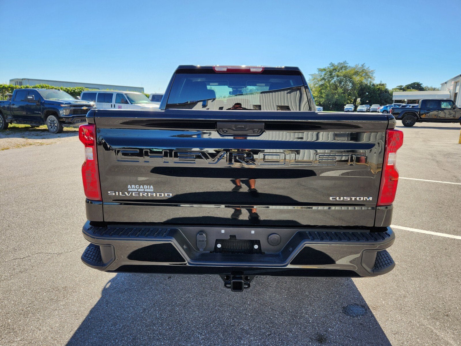 2025 Chevrolet Silverado 1500 Custom