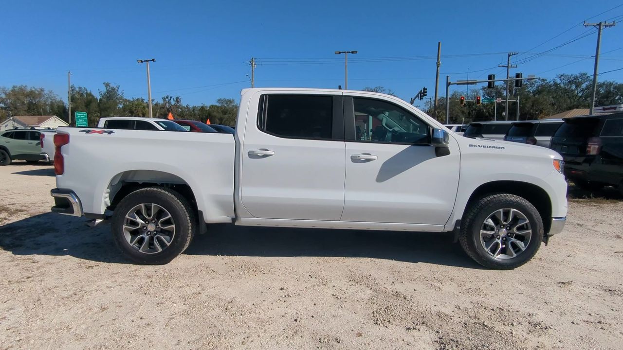 2025 Chevrolet Silverado 1500 LT (2FL)