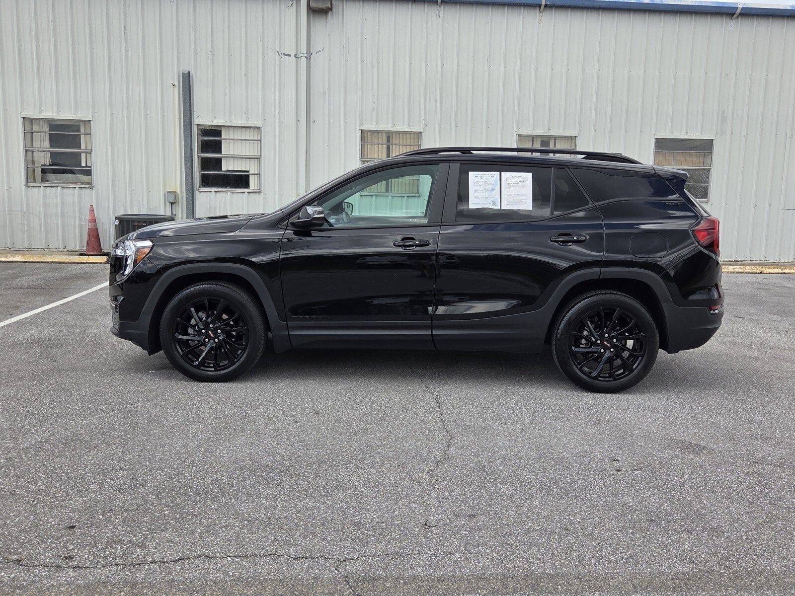 2024 GMC Terrain SLE