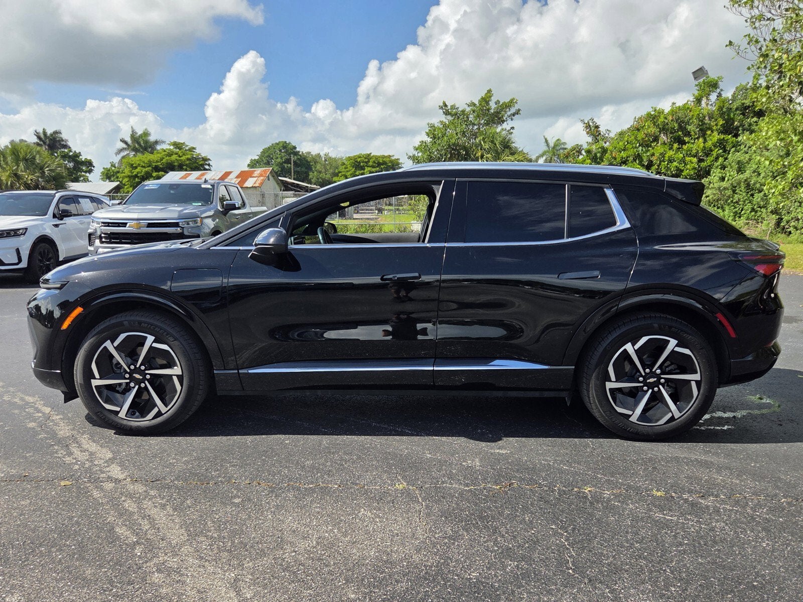 2024 Chevrolet Equinox EV 2LT