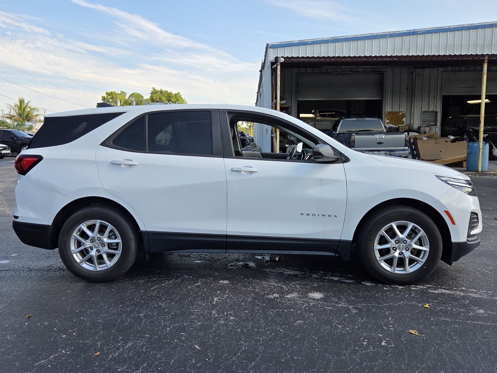 2022 Chevrolet Equinox LS