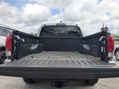 2022 Toyota Tacoma SR5 V6