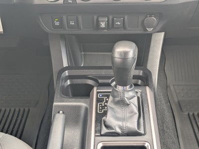 2022 Toyota Tacoma SR5 V6