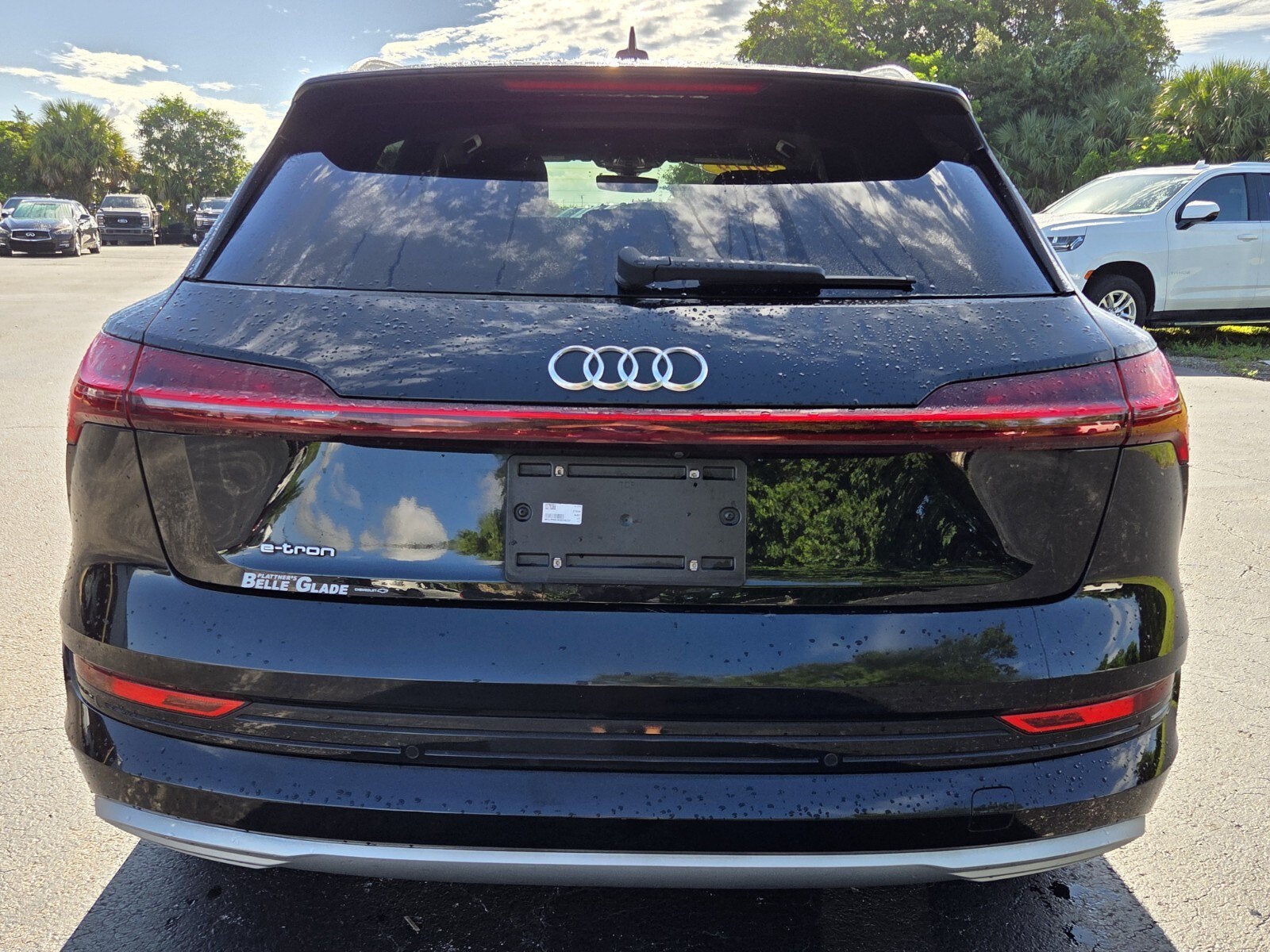 2019 Audi e-tron Premium Plus